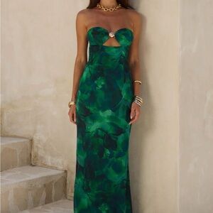 Vibrant Green Strapless Maxi Dress